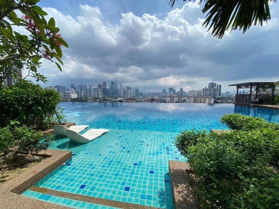 Datum Jelatek By Plush Kuala Lumpur Ngoại thất bức ảnh